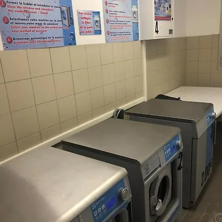 Le Fitness & Business - Airbus -piscine Apartmán *